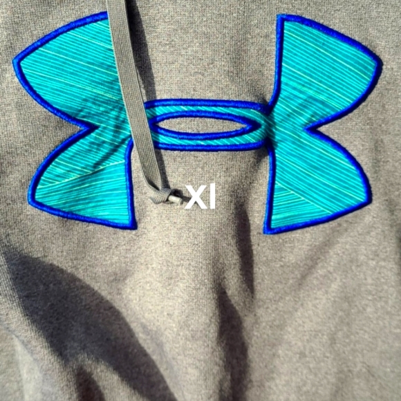 Under armour sweaters - Picture 1 of 6